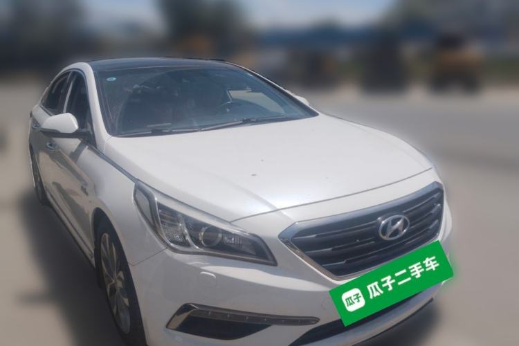 Used Hyundai Sonata 2015 1.6T DLX Prestige Model Front Right 45 Deg