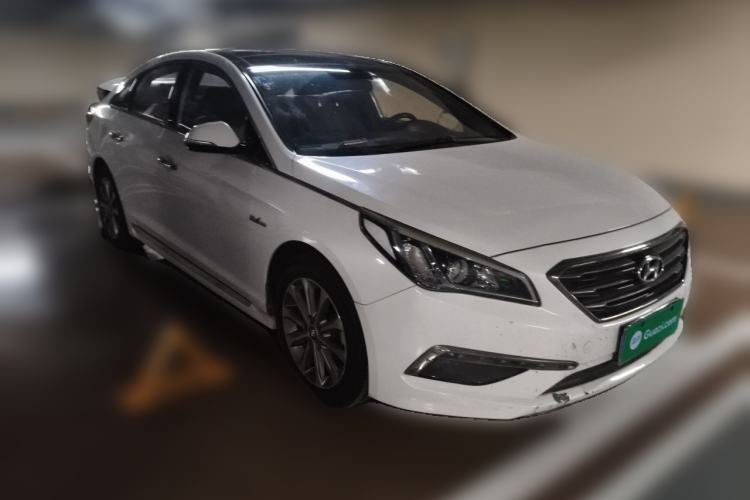 Used Hyundai Sonata 2015 1.6T GLS Smart Model Front Right 45 Deg