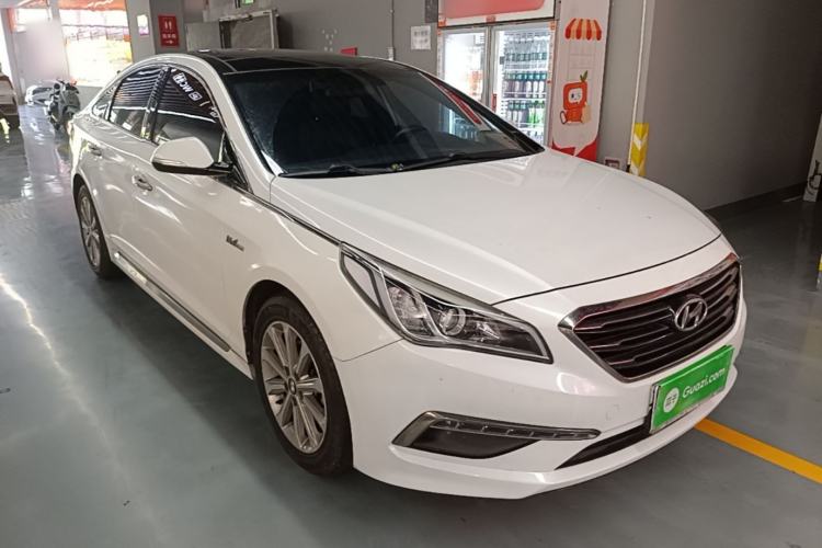 Used Hyundai Sonata 2015 1.6T GLS Smart Model Front Right 45 Deg