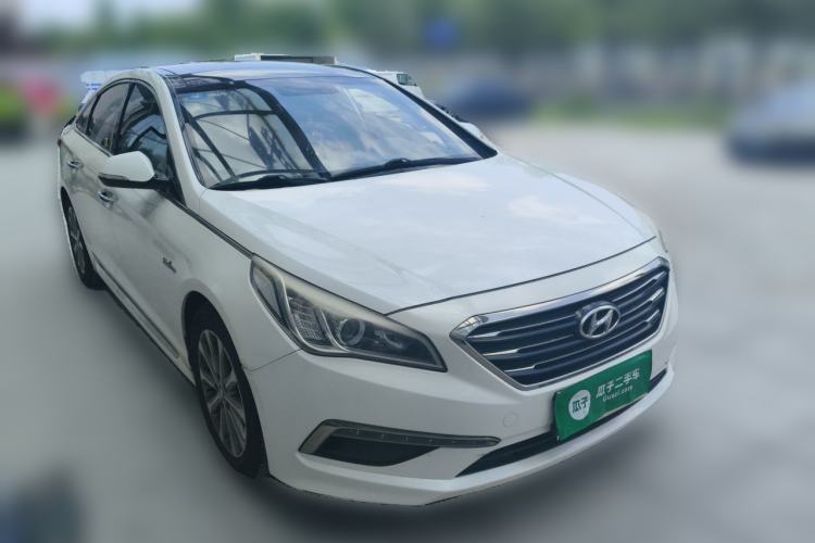 Used Hyundai Sonata 2015 1.6T GLS Smart Model Front Right 45 Deg