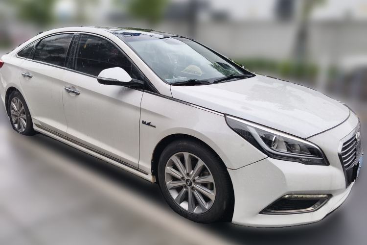 Used Hyundai Sonata 2015 1.6T GLS Smart Model Front Right 45 Deg