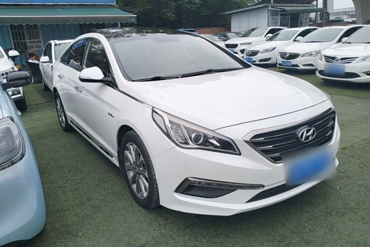Used Hyundai Sonata 2015 1.6T GLS Smart Model Front Right 45 Deg