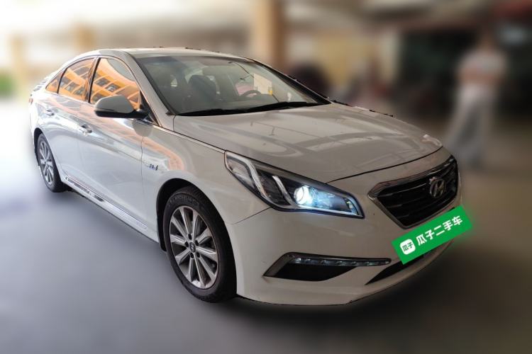 Used Hyundai Sonata 2015 1.6T GLS Smart Model Front Right 45 Deg