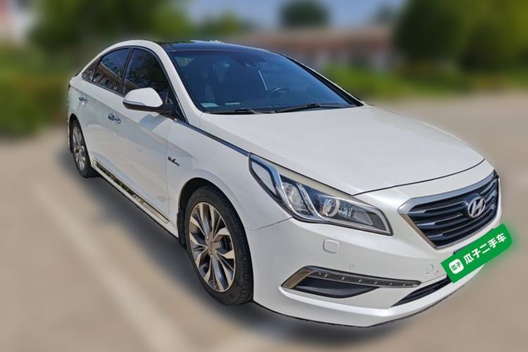 Used Hyundai Sonata 2015 1.6T GLX Advanced Model Front Right 45 Deg