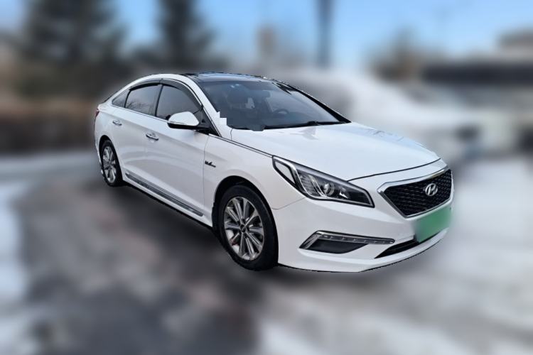 Used Hyundai Sonata 2015 1.6T GLS Smart Model Front Right 45 Deg