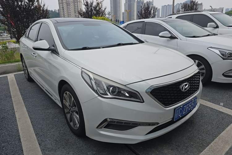 Used Hyundai Sonata 2015 1.6T GLS Smart Model Front Right 45 Deg