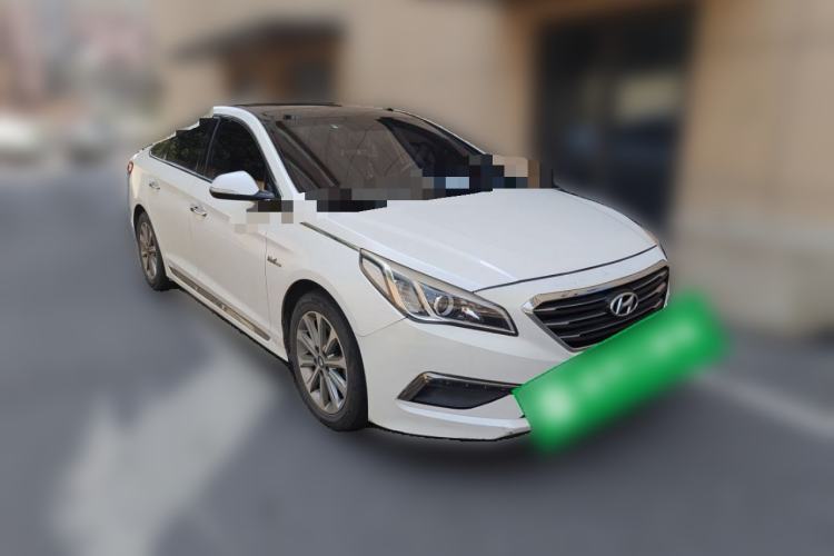 Used Hyundai Sonata 2015 1.6T GLX Advanced Model Front Right 45 Deg