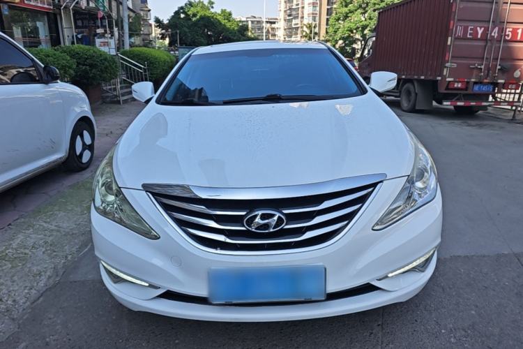 Used Hyundai Sonata 2015 Classic 2.4L Automatic Leading Edition China V Standard Front
