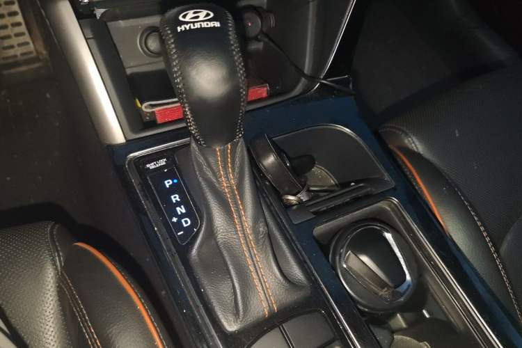 Used Hyundai Sonata 2015 1.6T GLX Advanced Model Gear Lever