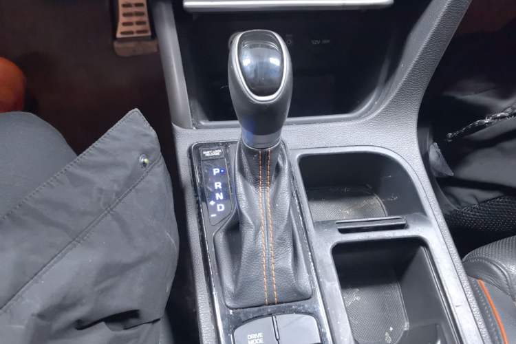 Used Hyundai Sonata 2015 1.6T GLS Smart Model Gear Lever