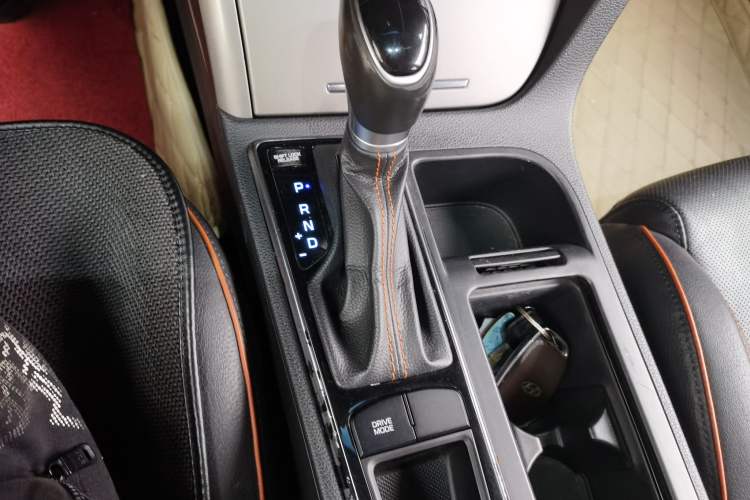 Used Hyundai Sonata 2015 1.6T GLS Smart Model Gear Lever