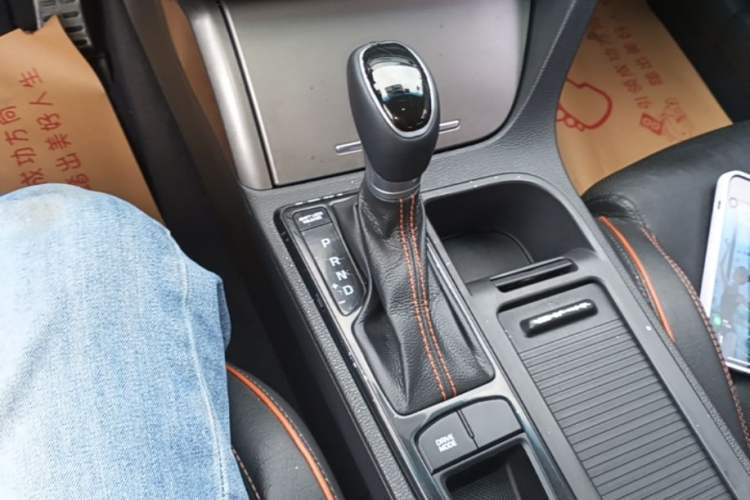 Used Hyundai Sonata 2015 1.6T GLS Smart Model Gear Lever