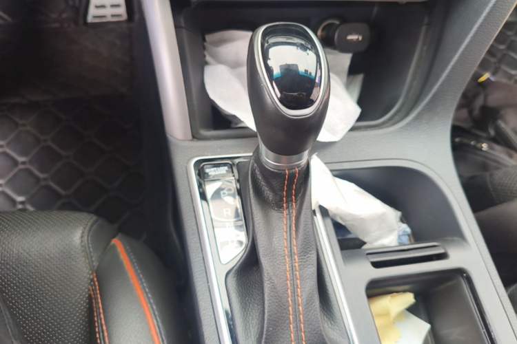 Used Hyundai Sonata 2015 1.6T GLS Smart Model Gear Lever