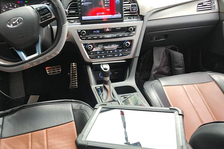 Used Hyundai Sonata 2015 1.6T GLX Advanced Model Gear Lever