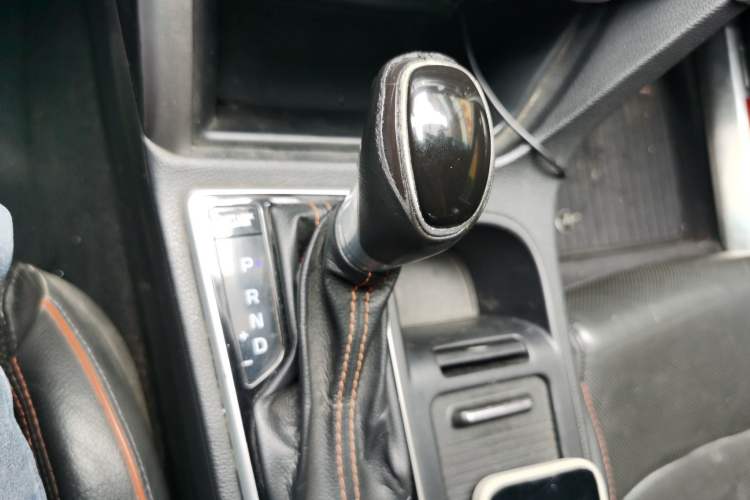 Used Hyundai Sonata 2015 1.6T GLX Advanced Model Gear Lever