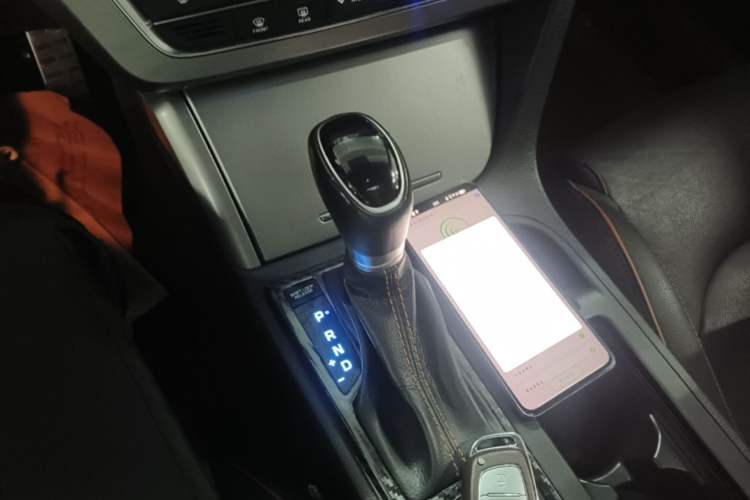 Used Hyundai Sonata 2015 1.6T GLS Smart Model Gear Lever