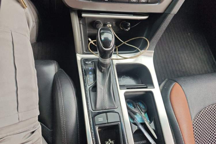Used Hyundai Sonata 2015 1.6T GS Fashion Edition Gear Lever