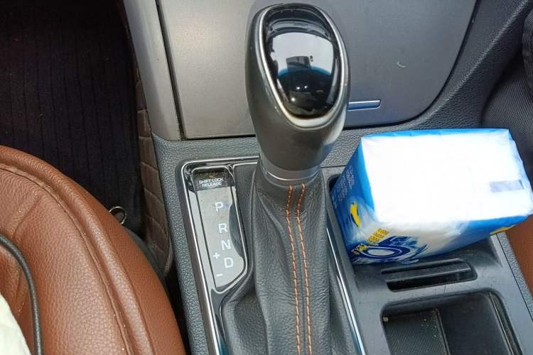 Used Hyundai Sonata 2015 1.6T GLS Smart Model Gear Lever