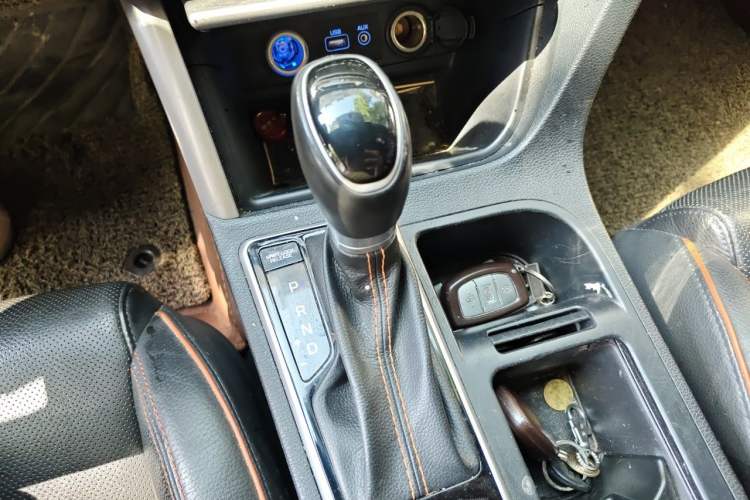 Used Hyundai Sonata 2015 1.6T GLX Advanced Model Gear Lever