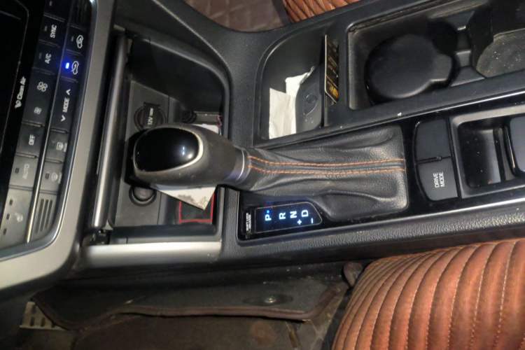 Used Hyundai Sonata 2015 1.6T GLX Advanced Model Gear Lever