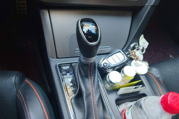 Used Hyundai Sonata 2015 1.6T GLS Smart Model Gear Lever