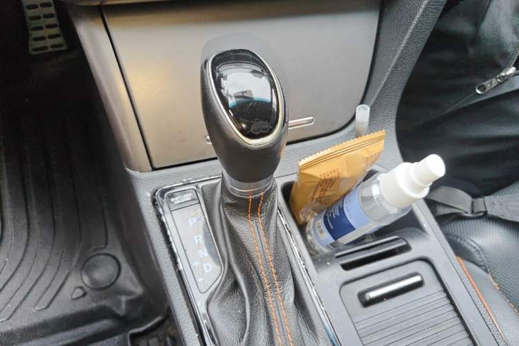 Used Hyundai Sonata 2015 1.6T GLS Smart Model Gear Lever