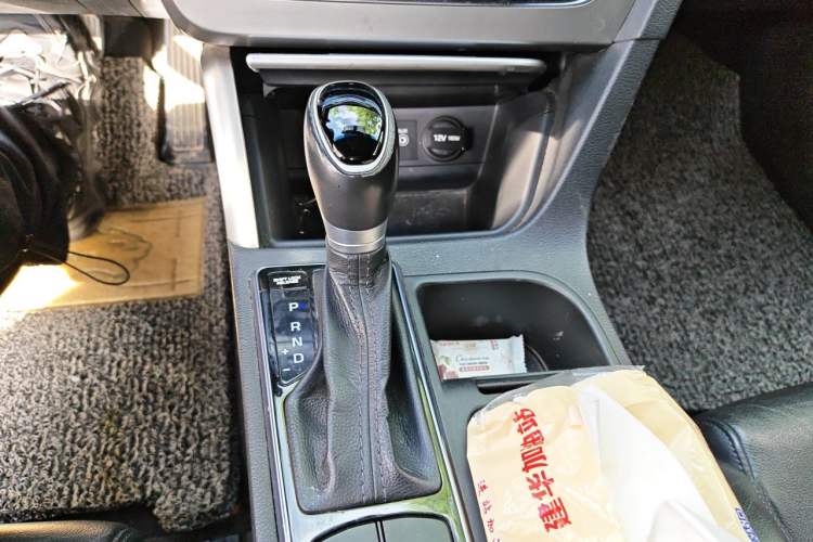 Used Hyundai Sonata 2015 1.6T GS Fashion Edition Gear Lever