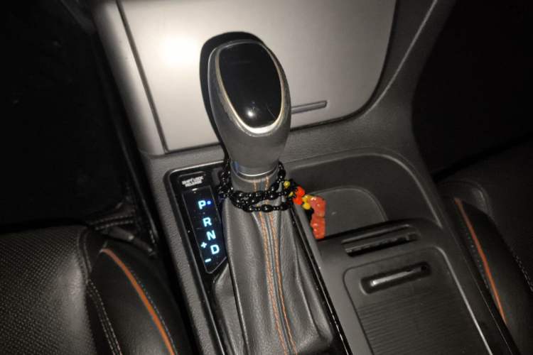 Used Hyundai Sonata 2015 1.6T GLS Smart Model Gear Lever