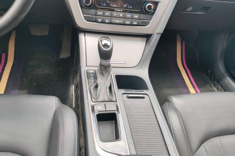 Used Hyundai Sonata 2015 1.6T GS Fashion Edition Gear Lever