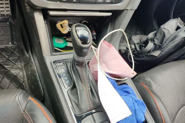 Used Hyundai Sonata 2015 1.6T GLS Smart Model Gear Lever