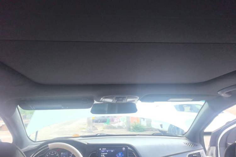 Used Hyundai Sonata 2015 1.6T GLS Smart Model Headliner