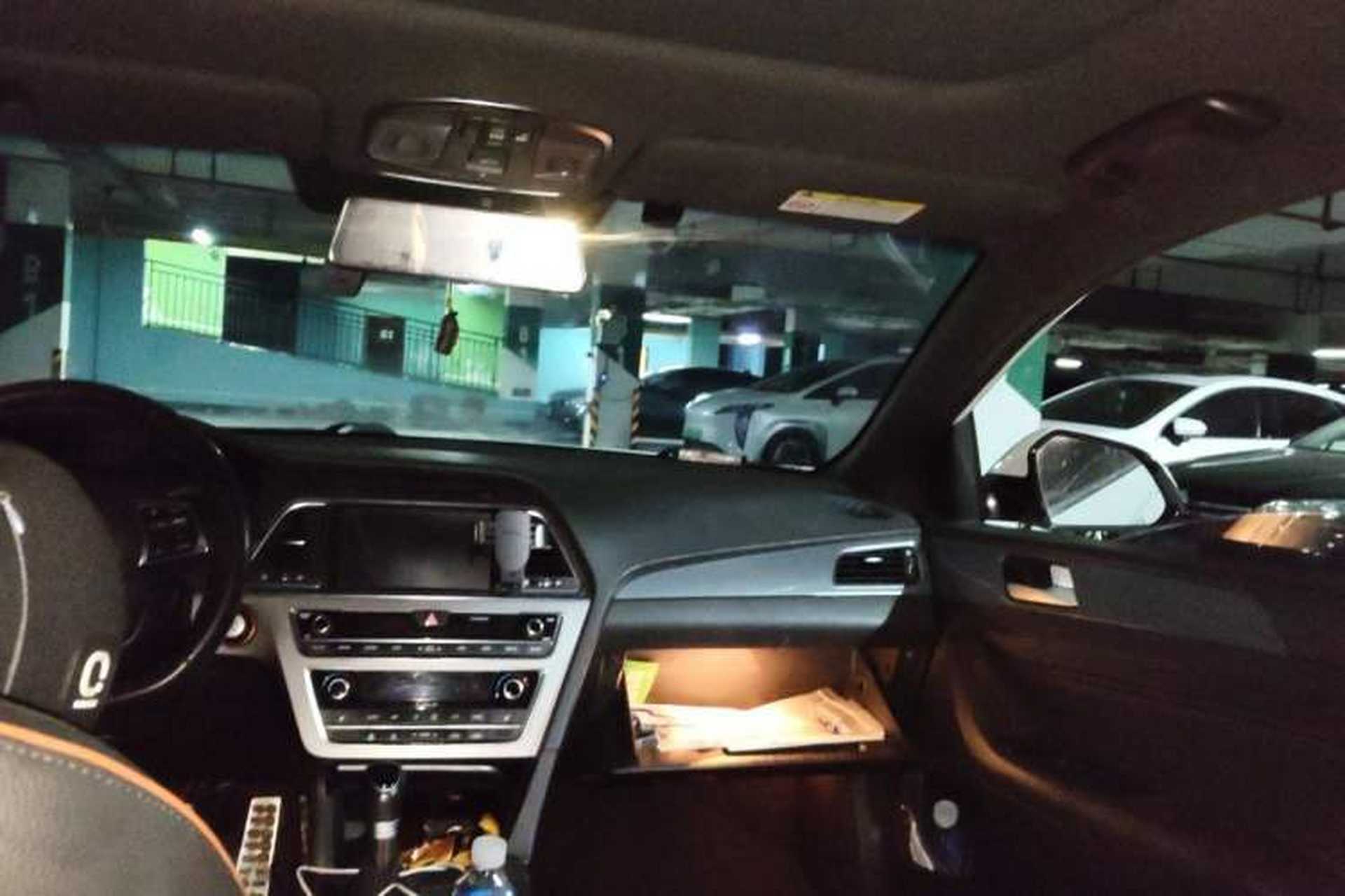 Used Hyundai Sonata 2015 1.6T GLS Smart Model Headliner