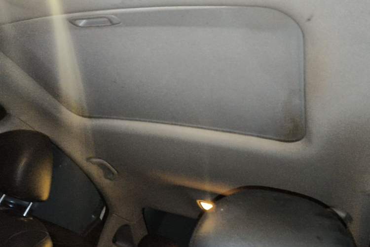 Used Hyundai Sonata 2015 Classic 2.0L Automatic Luxury Edition Headliner