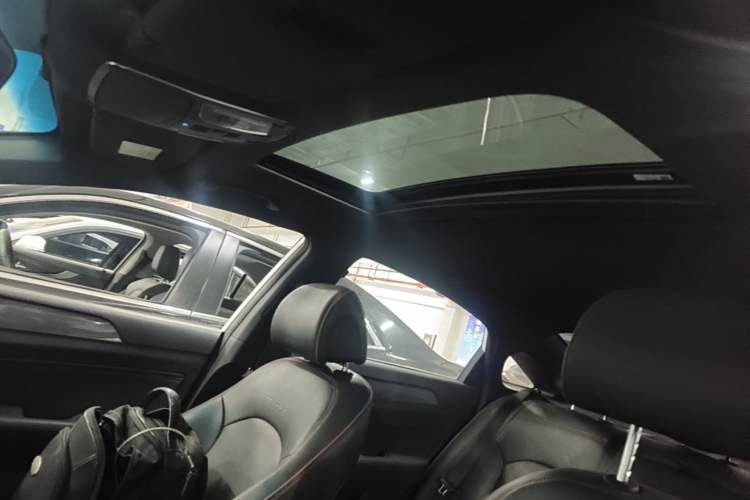 Used Hyundai Sonata 2015 1.6T GLS Smart Model Headliner