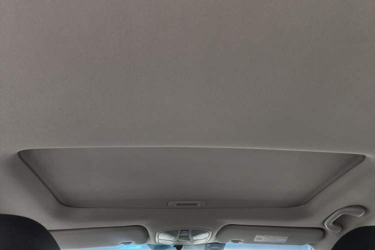 Used Hyundai Sonata 2015 Classic 2.4L Automatic Leading Edition China IV Standard Headliner