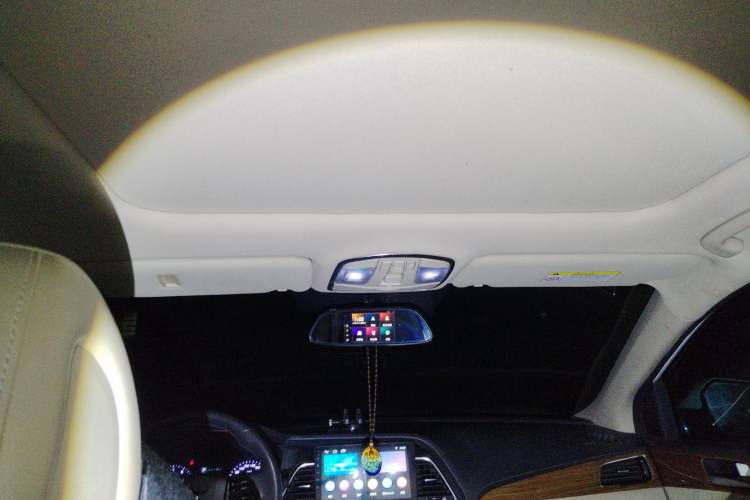 Used Hyundai Sonata 2015 2.4L LUX Ultimate Trim Headliner