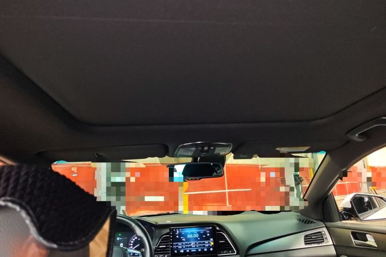 Used Hyundai Sonata 2015 1.6T DLX Prestige Model Headliner