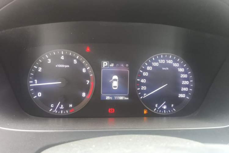 Used Hyundai Sonata 2015 1.6T GLS Smart Model Instrument Cluster