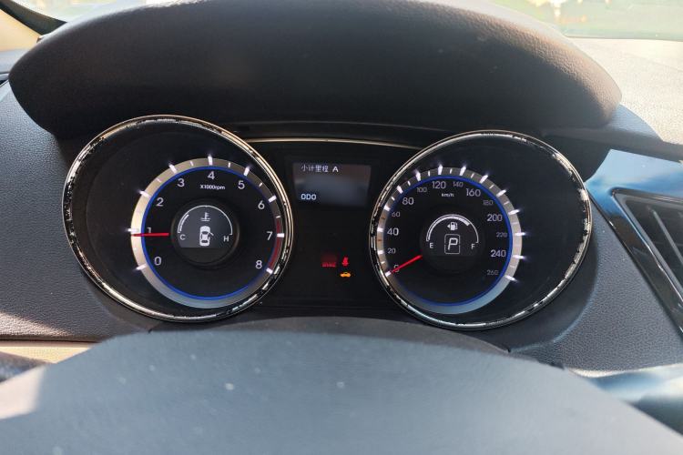 Used Hyundai Sonata 2015 Classic 2.0L Automatic Leading Edition Instrument Cluster