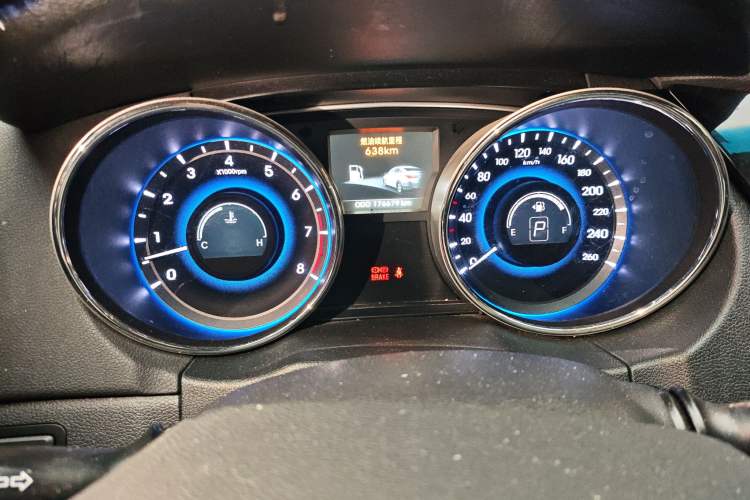 Used Hyundai Sonata 2015 Classic 2.4L Automatic Luxury Version China V Standard Instrument Cluster