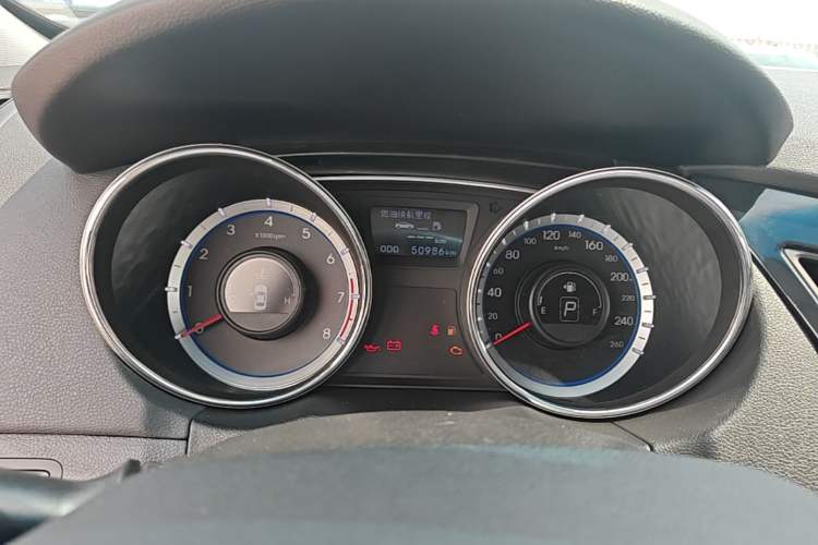 Used Hyundai Sonata 2015 Classic 2.0L Automatic Leading Edition Instrument Cluster
