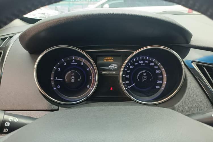 Used Hyundai Sonata 2015 Classic 2.0L Automatic Luxury Edition Instrument Cluster