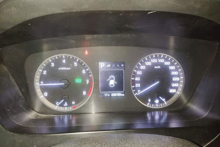 Used Hyundai Sonata 2015 1.6T GLS Smart Model Instrument Cluster