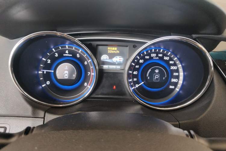 Used Hyundai Sonata 2015 Classic 2.0L Automatic Luxury Edition Instrument Cluster