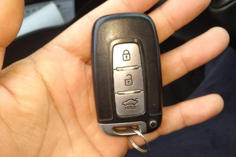 Used Hyundai Sonata 2015 Classic 2.0L Automatic Luxury Edition Interior 1