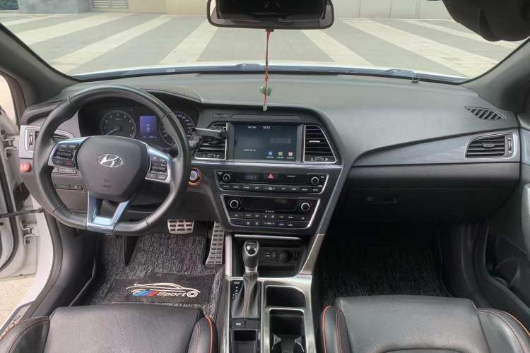 Used Hyundai Sonata 2015 1.6T GLS Smart Model Interior 1