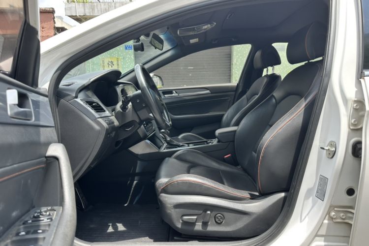 Used Hyundai Sonata 2015 1.6T GLS Smart Model Interior 3
