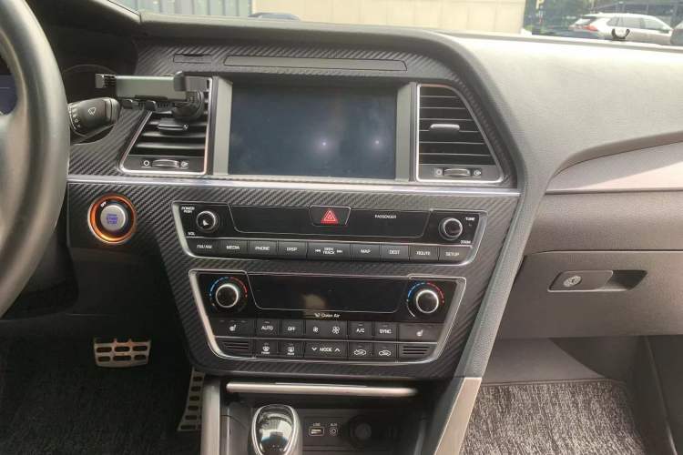 Used Hyundai Sonata 2015 1.6T GLS Smart Model Interior 3