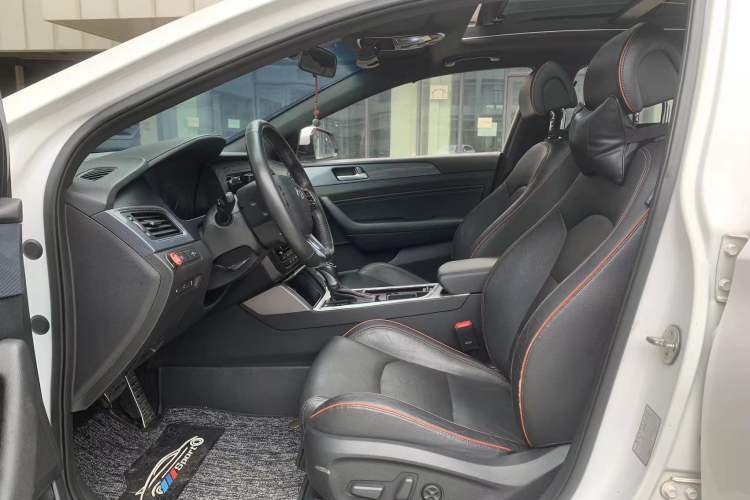 Used Hyundai Sonata 2015 1.6T GLS Smart Model Interior 5