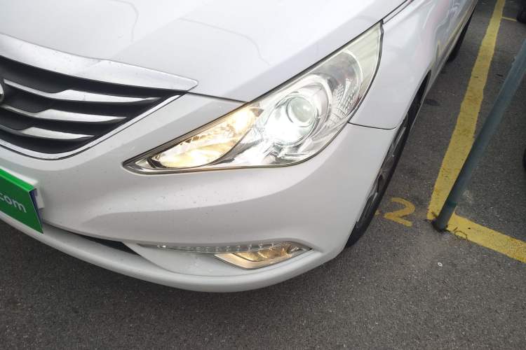 Used Hyundai Sonata 2015 Classic 2.0L Automatic Luxury Edition Left Front Headlight